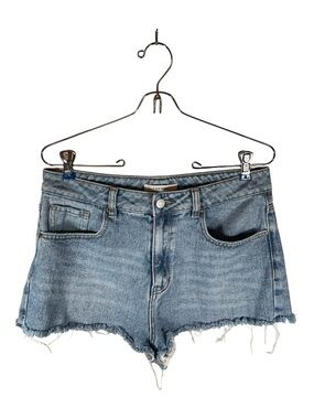 PacSun Mom Short Light Wash Distressed Denim Cutoff Shorts Size 29